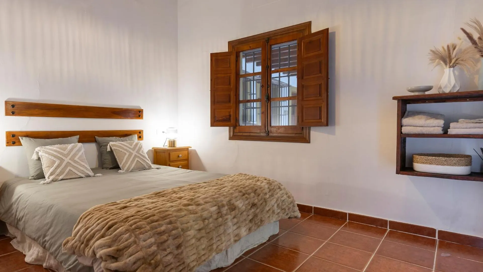 Üdülőközpont La Granja De Antonio Hotel Alhaurín el Grande